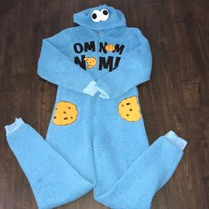 Cookie 🍪 monster onesie PJ’S